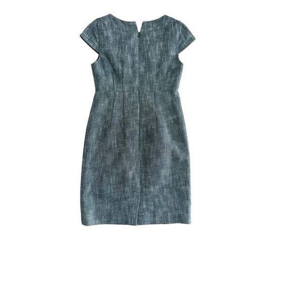 Banana Republic Women's Black White Italian Fabric Textured Shift Dress Size 0P - Picture 4 of 5